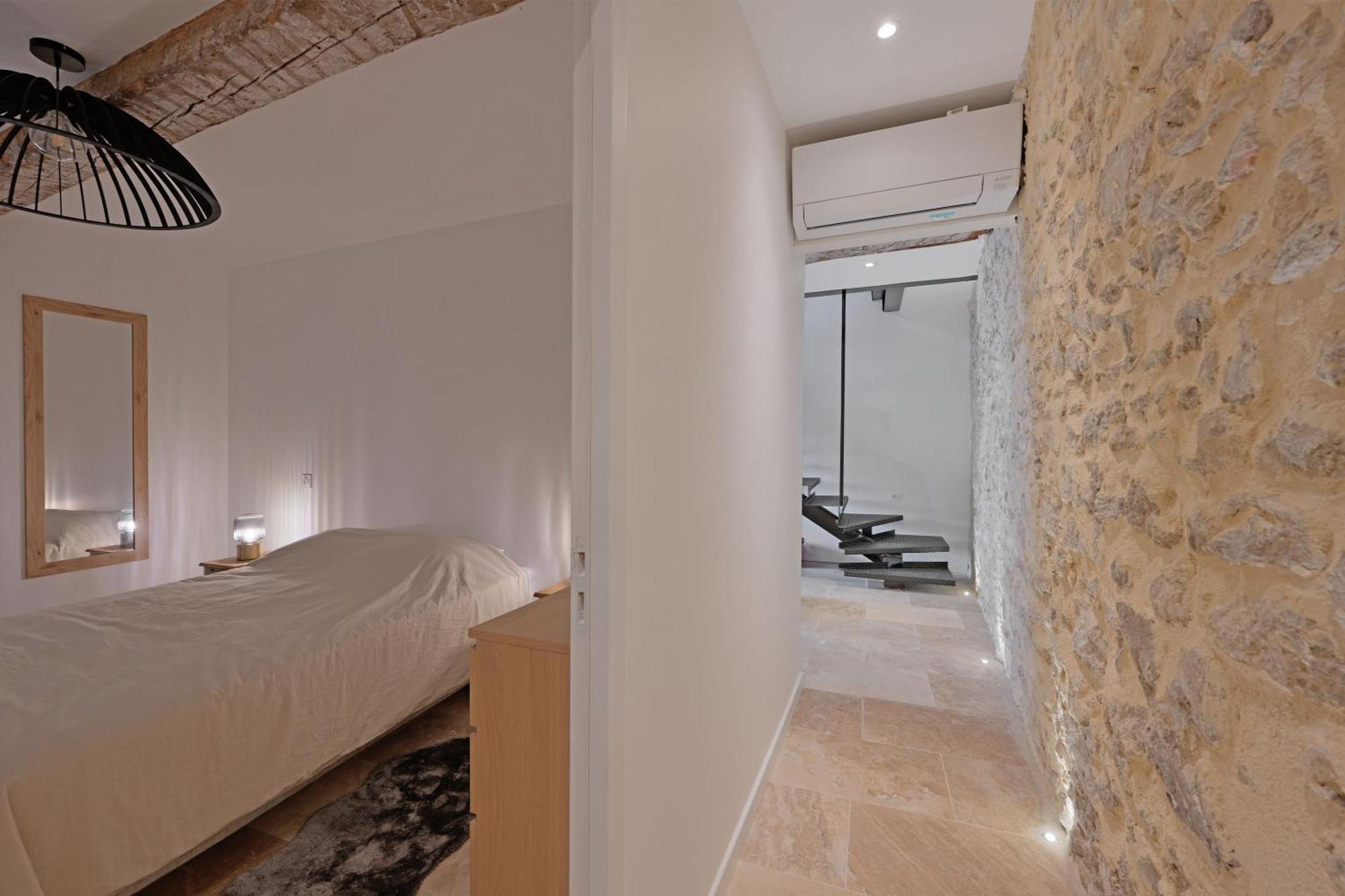 Le Loft Du Cloitre - Parking - Clim Apartment